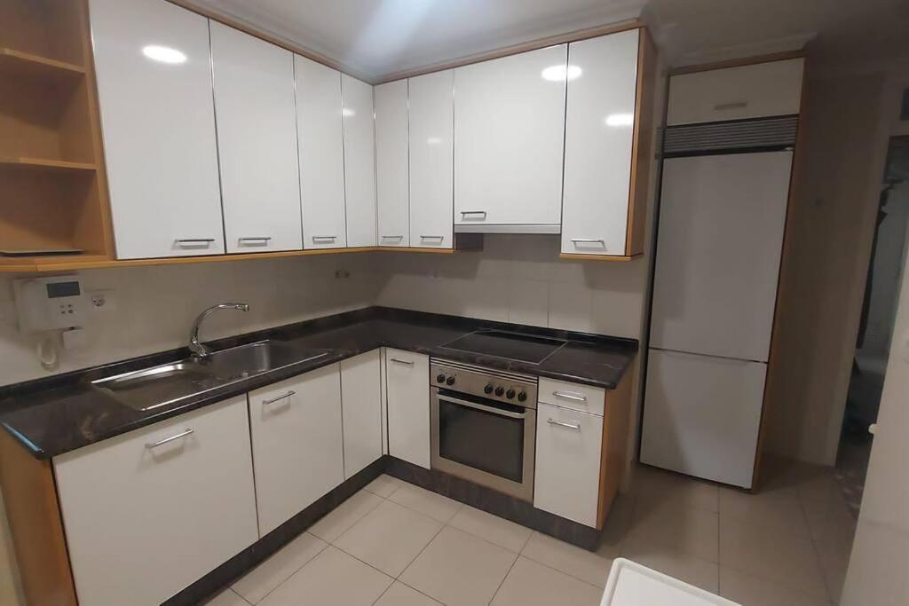 Piso Lujo En Gran Via Con Garaje Appartement